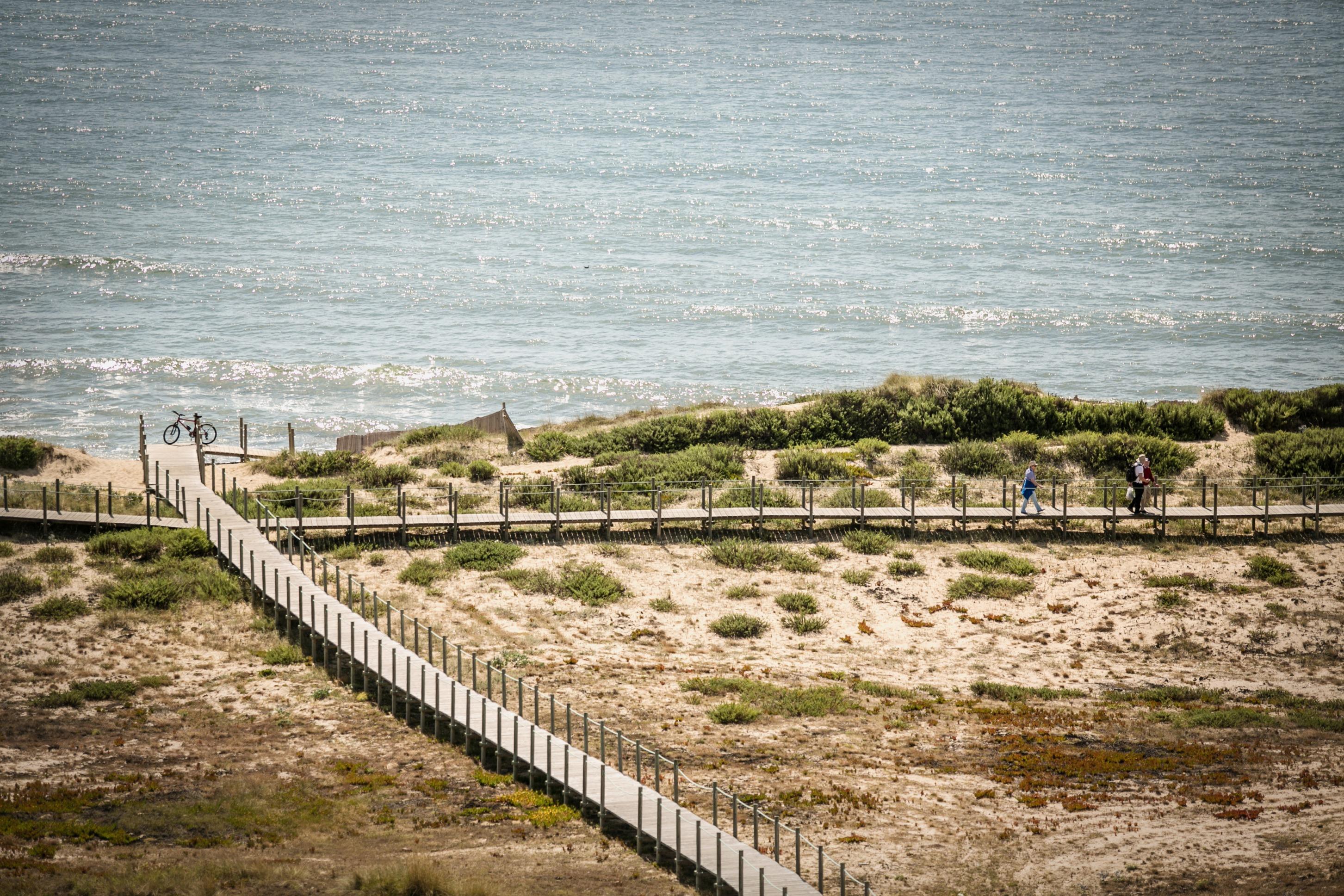 Hotel Solverde Spa And Wellness Center Vila Nova de Gaia Exterior photo The boardwalk at the beach