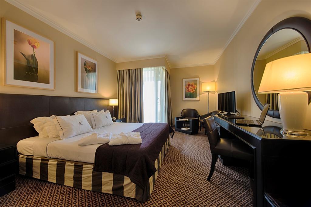 Hotel Solverde Spa And Wellness Center Vila Nova de Gaia Room photo